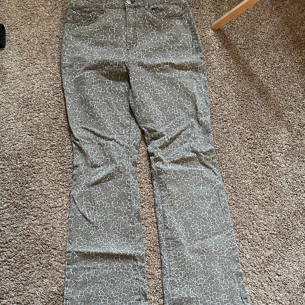 Cheetah Flared Pants - Size 11